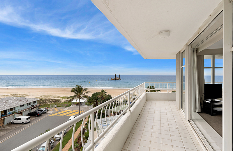 Palm Beach Accommodation