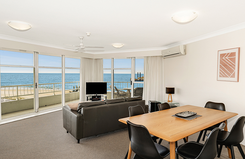 Palm Beach Accommodation