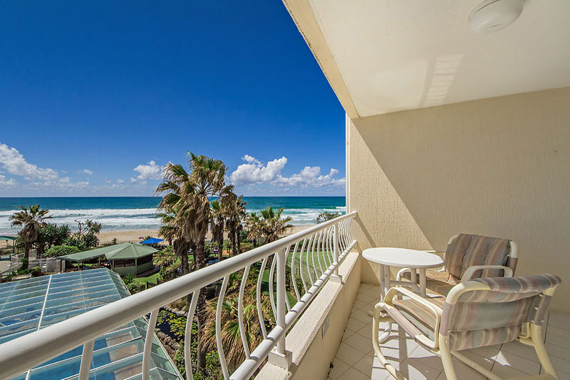 2 Bedroom Family Apartments Gold Coast 19th Avenue on the Beach Palm Beach